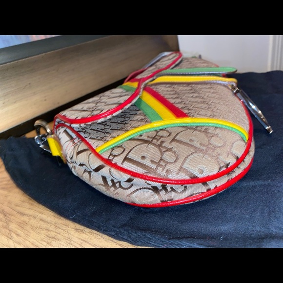 *******SOLD*********Christian Dior Saddle Bag - Picture 4 of 13